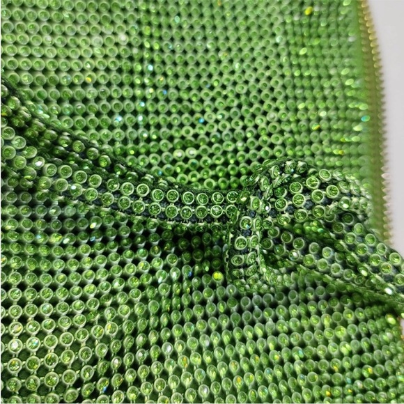 Chic Green Shoulder Bag - Picture 4 of 4